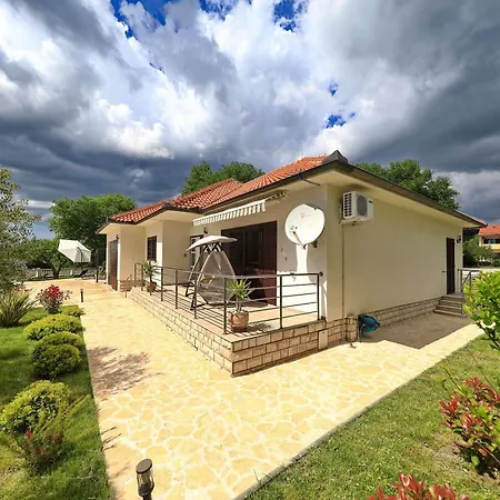 Holiday home Rose Zadar