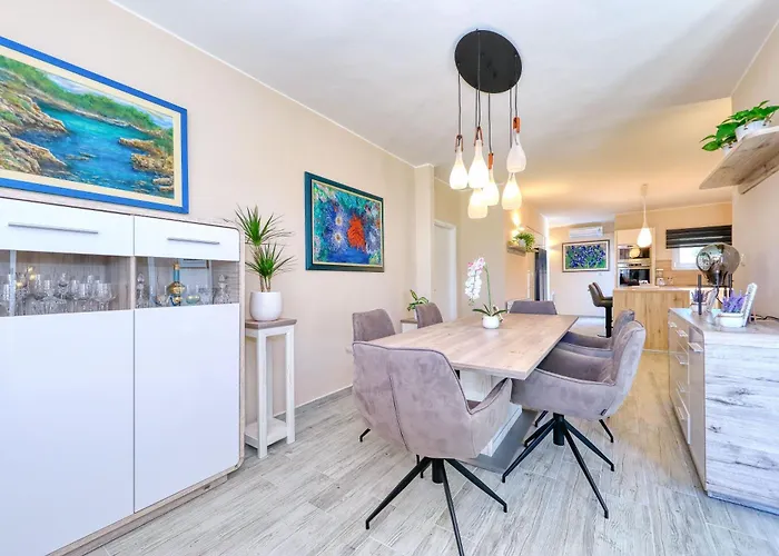 度假居 Rose 扎达尔